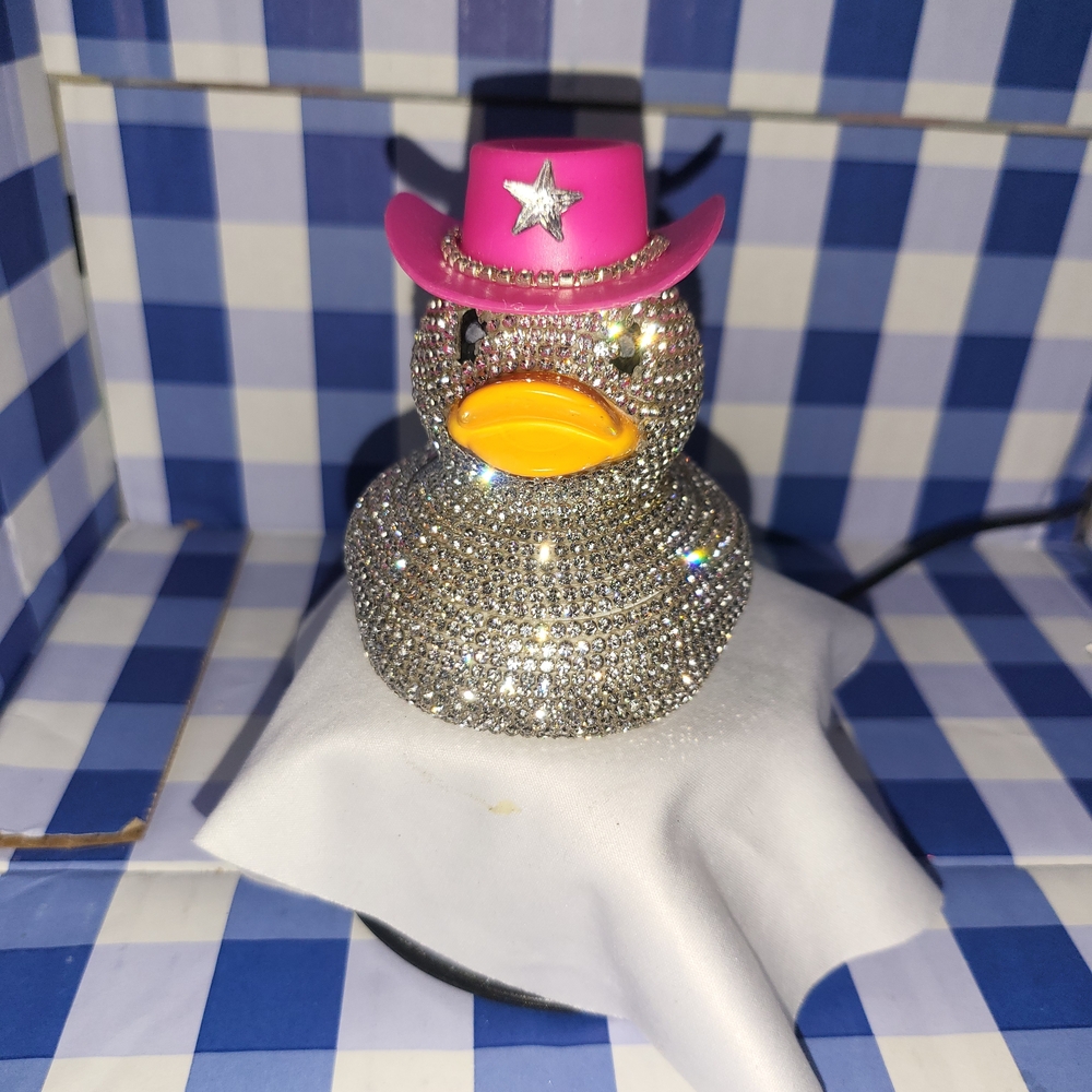 Rhinestone Duck with Pink Cowboy Hat